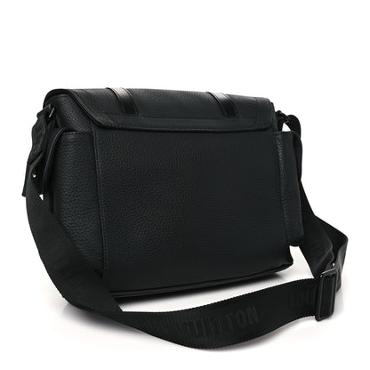 Louis Vuitton Taurillon Christopher Messenger Black 2 of 8