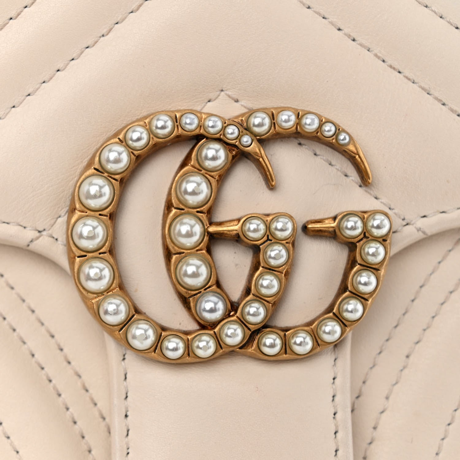 Gucci Calfskin Matelasse Pearly GG Marmont Chain Belt Bag Mystic White 12 of 15