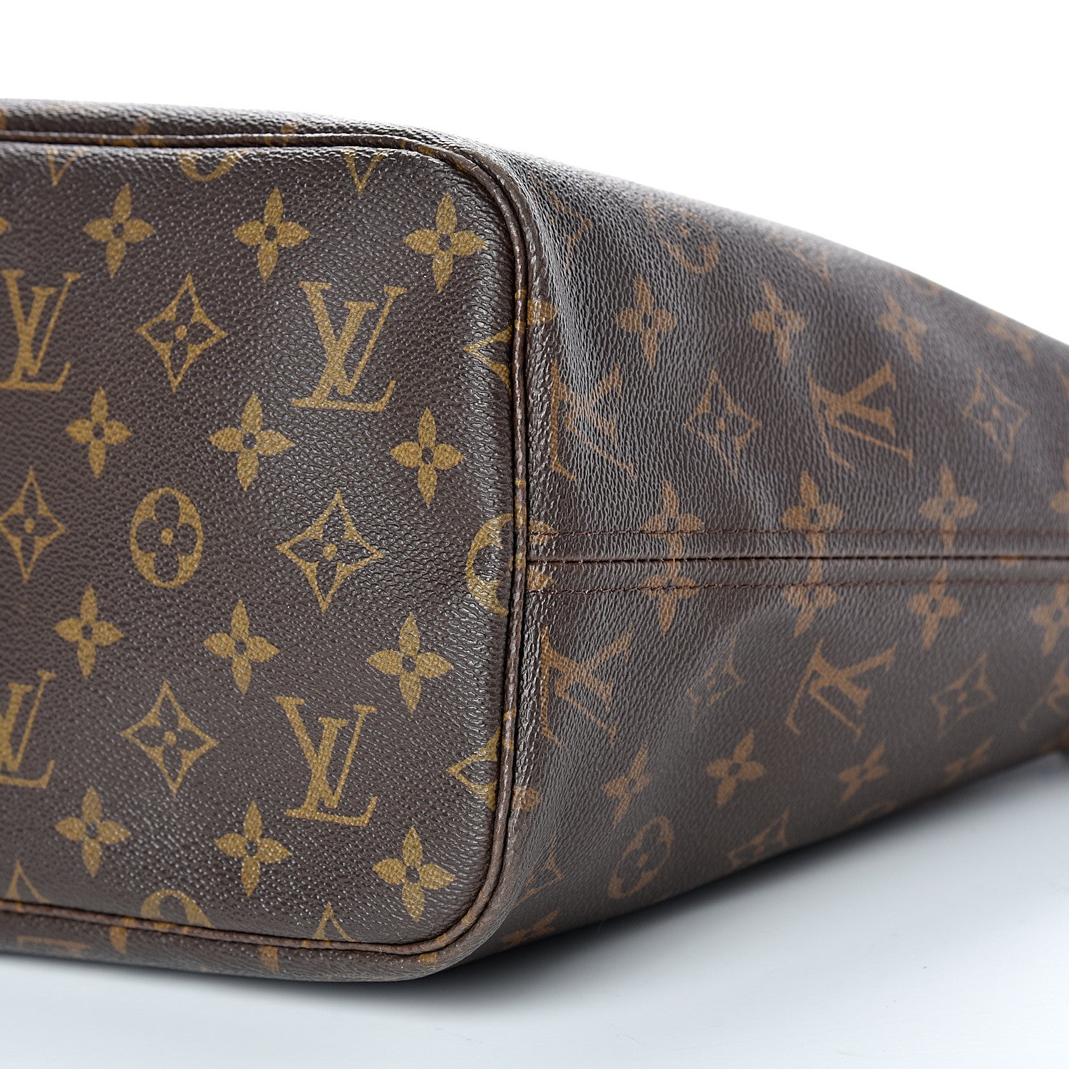 Louis Vuitton Monogram Neverfull MM 9 of 20