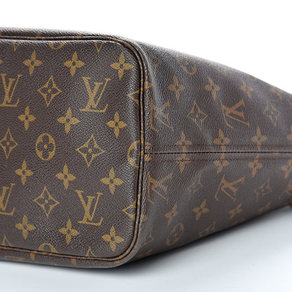 Louis Vuitton Monogram Neverfull MM 9 of 20