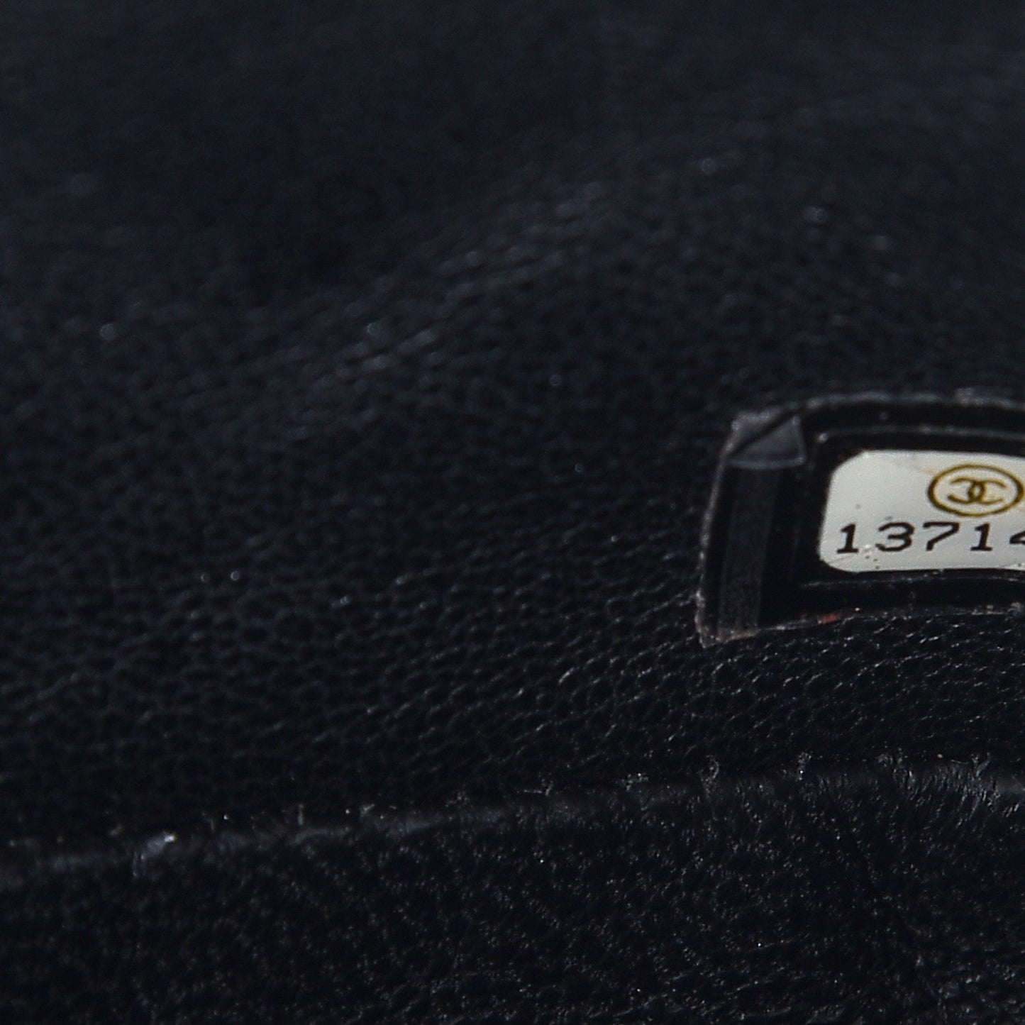 Caviar Quilted East West Flap Black