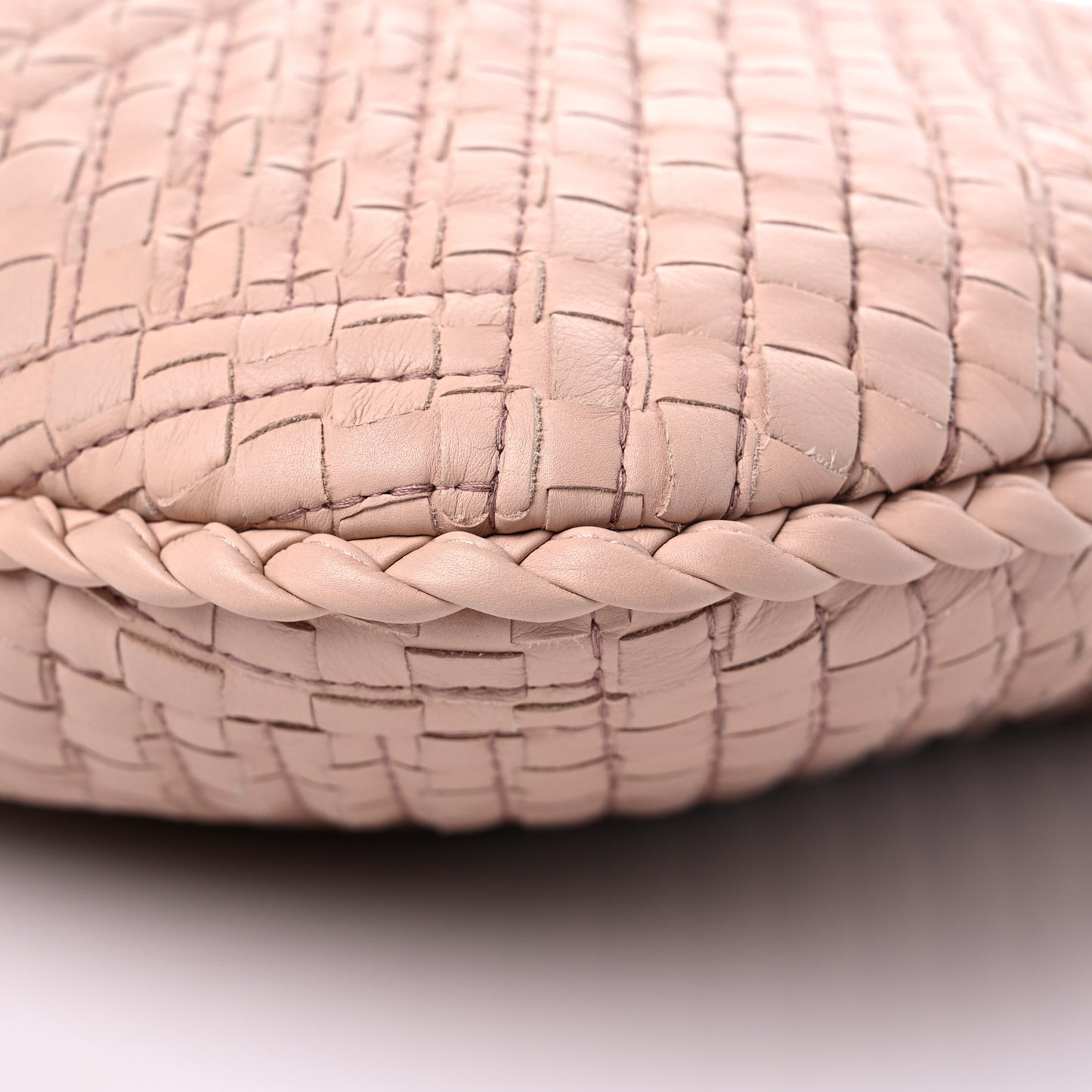 Nappa Intrecciato Fuzzy Medium Veneta Hobo Flamingo