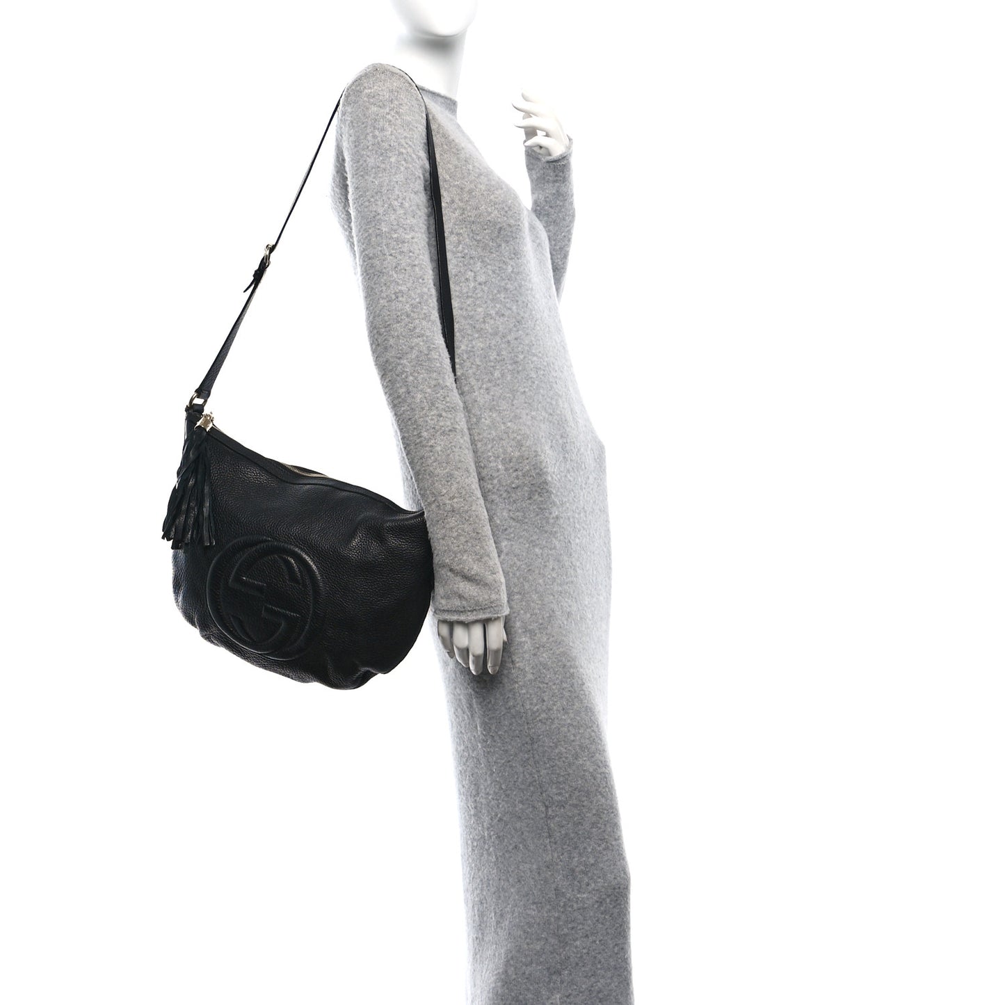 Pebbled Calfskin Medium Soho Hobo Black