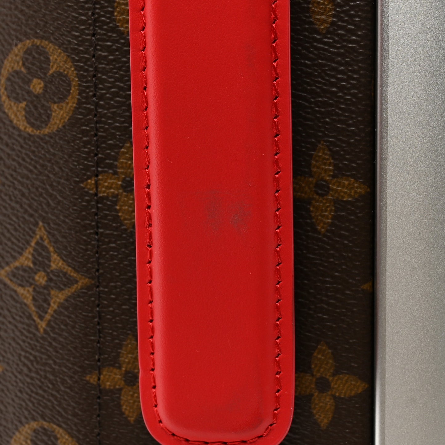 Monogram Horizon 55 Coquelicot
