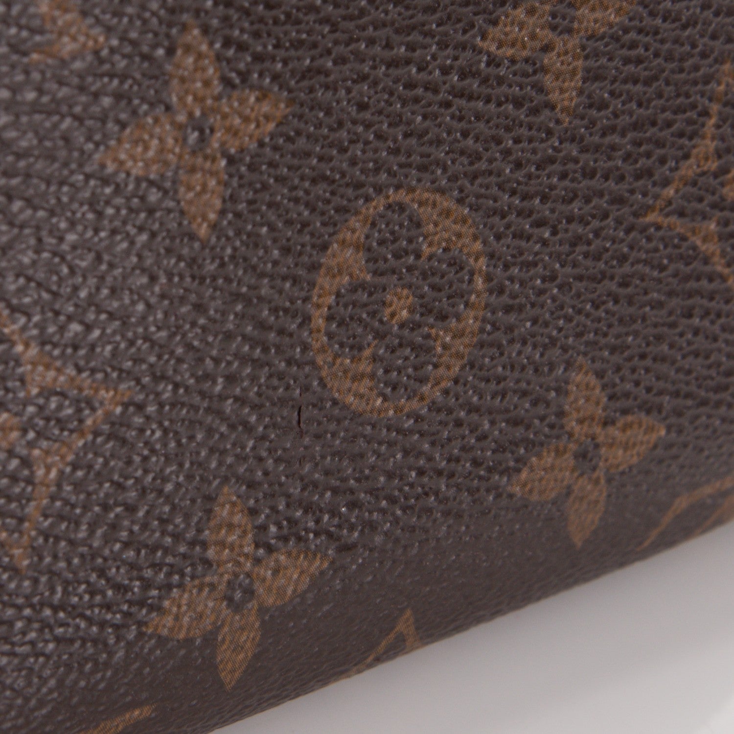 Louis Vuitton Monogram Zippy Wallet 8 of 8