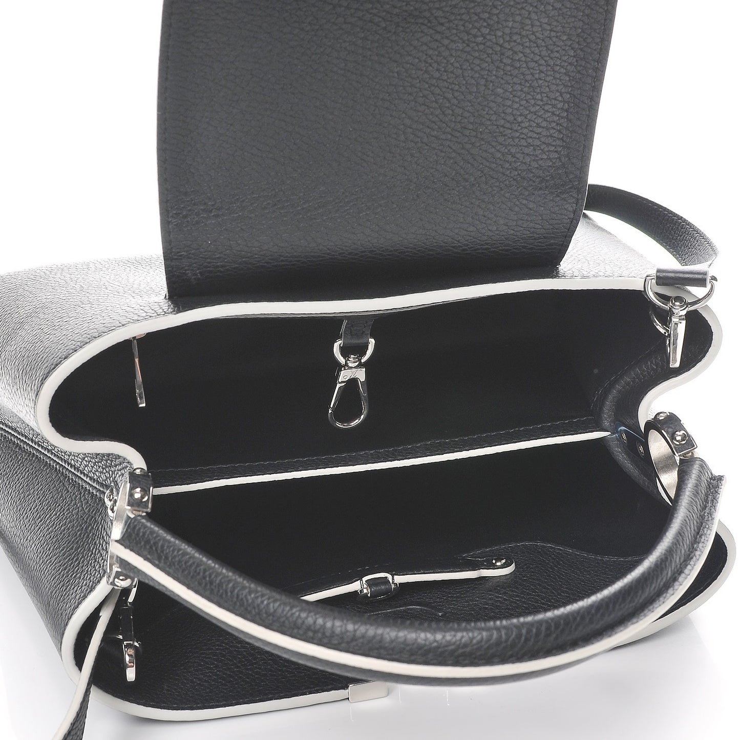Taurillon Capucines PM Black White