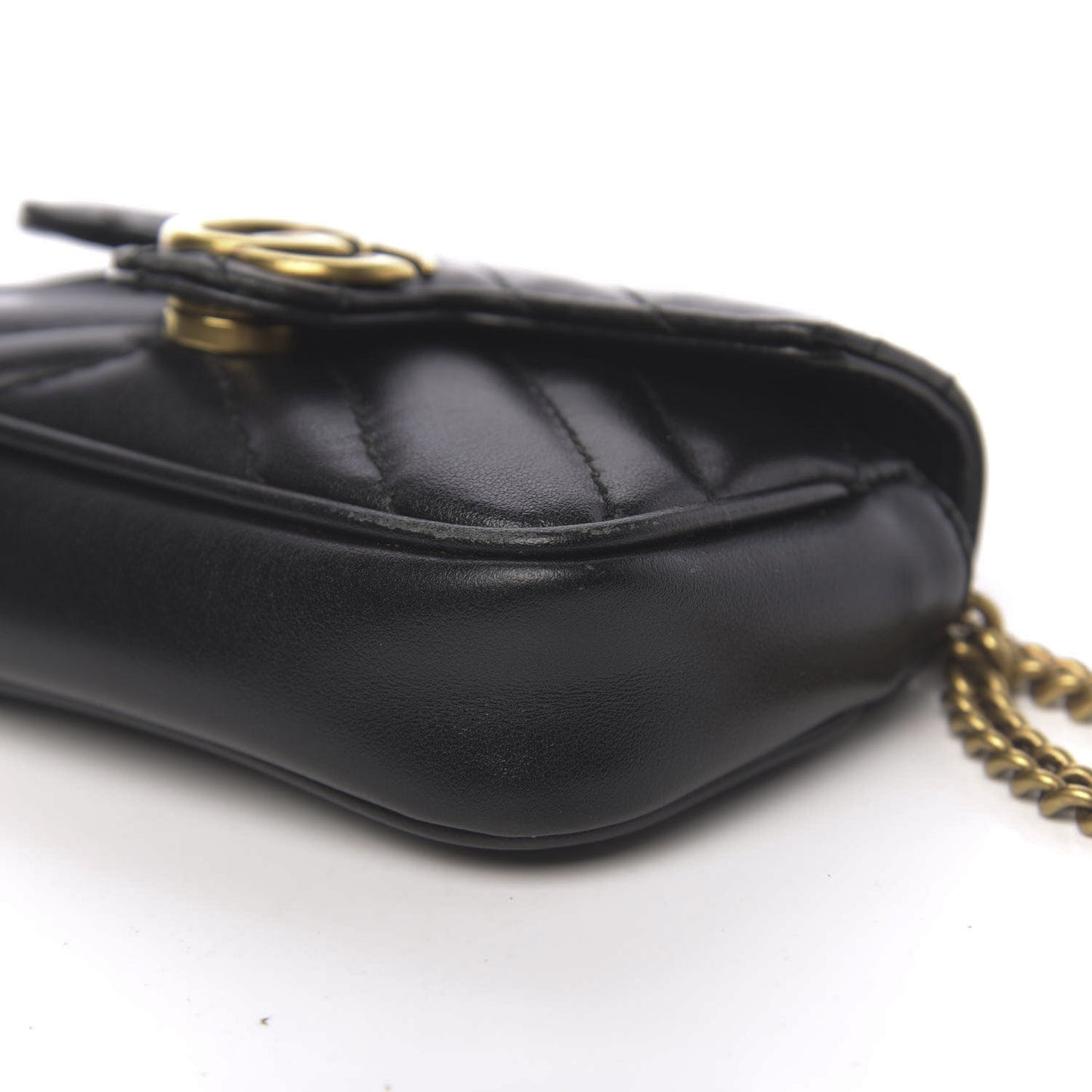 Calfskin Matelasse GG Marmont 2.0 Coin Purse On A Chain Black