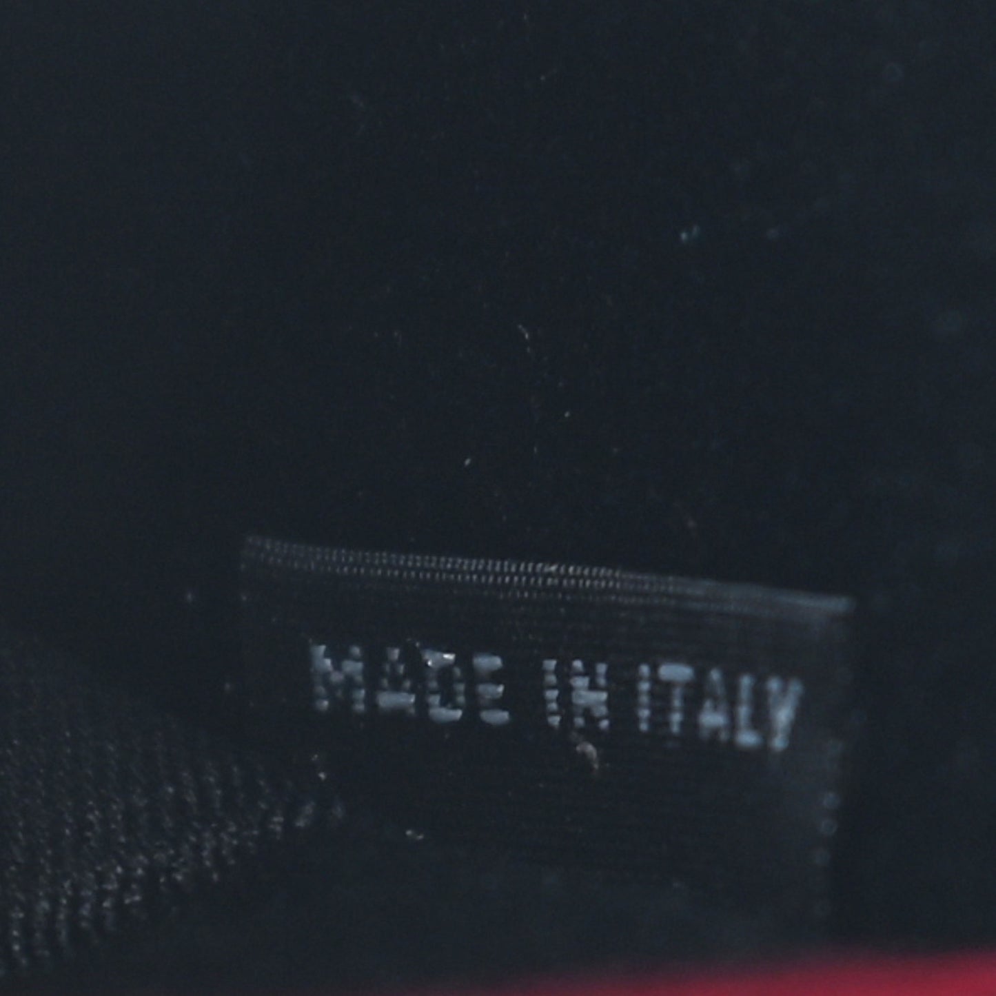 Calfskin Crocodile Embossed Heart Coin Pouch Rubino