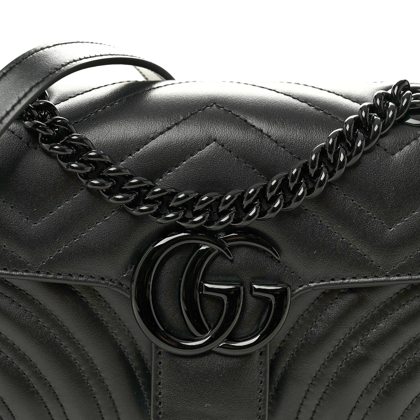 Calfskin Matelasse Monochrome Mini GG Marmont Shoulder Bag Black