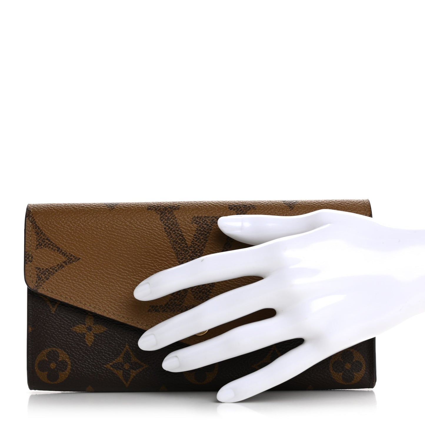 Reverse Monogram Giant Sarah Wallet