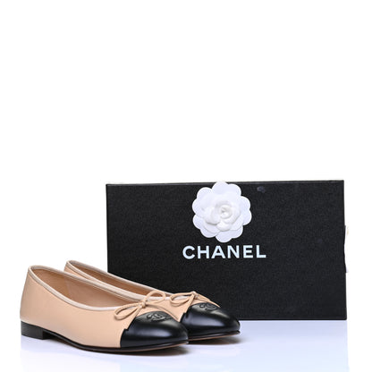 Chanel Lambskin Cap Toe CC Ballerina Flats 39 Beige Black 10 of 10