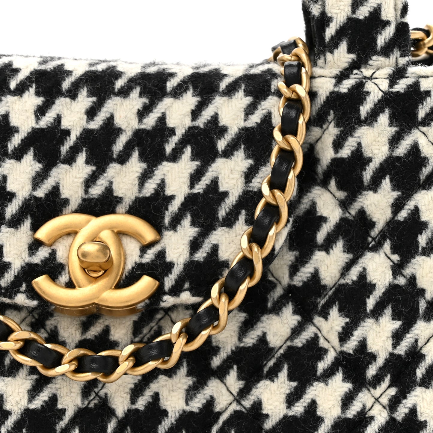 Tweed Houndstooth Quilted Nano Kelly Shopper Black White