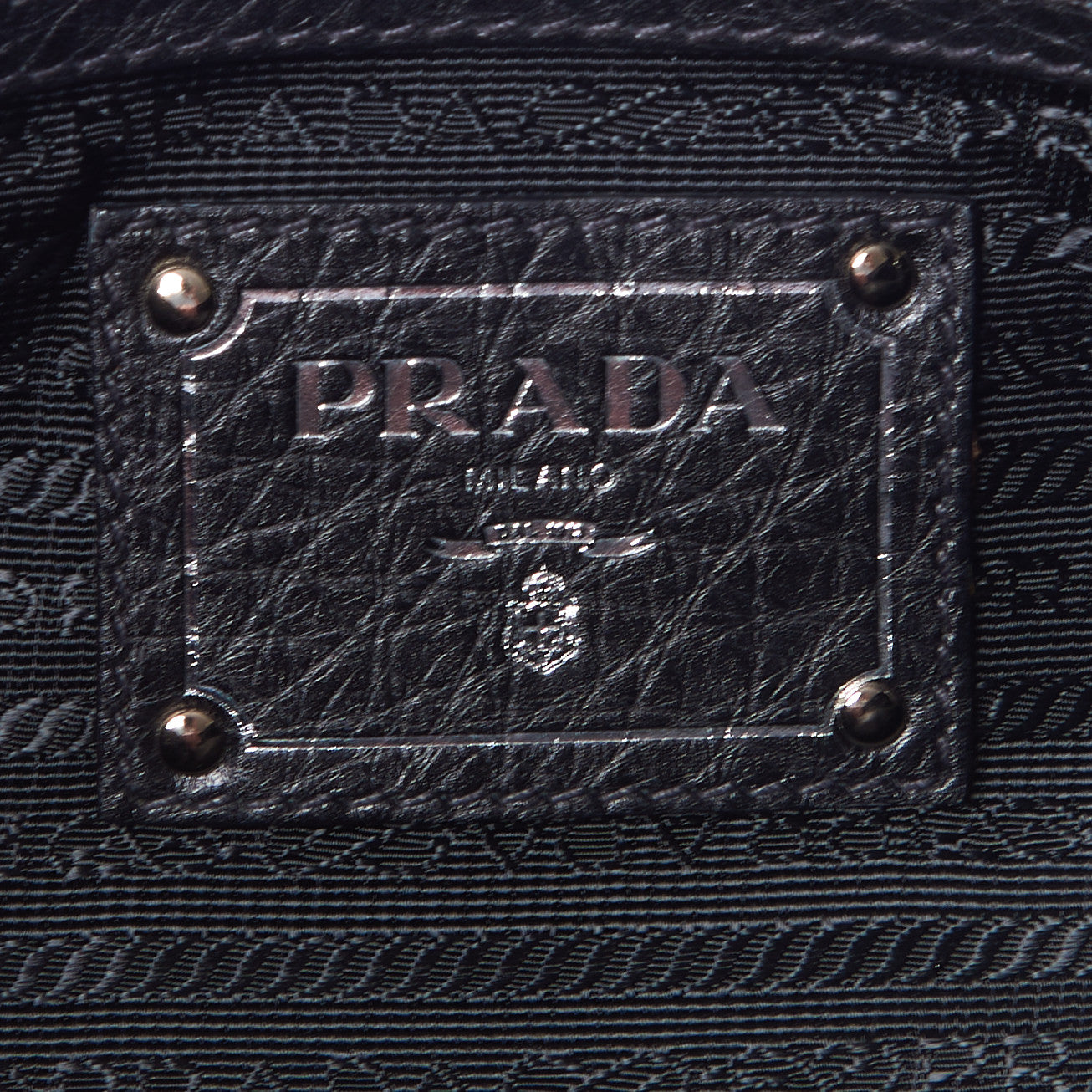 Vitello Daino Tote Black
