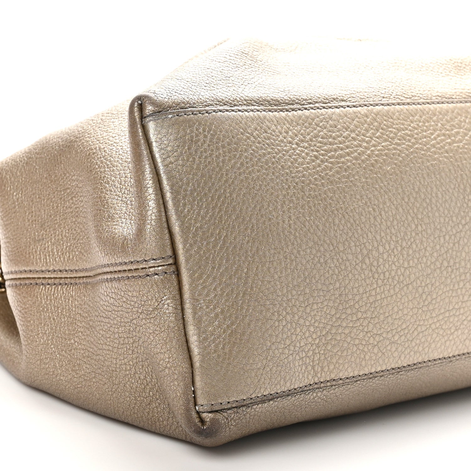 Gucci Metallic Pebbled Calfskin Medium Soho Chain Shoulder Bag Golden Beige 9 of 12