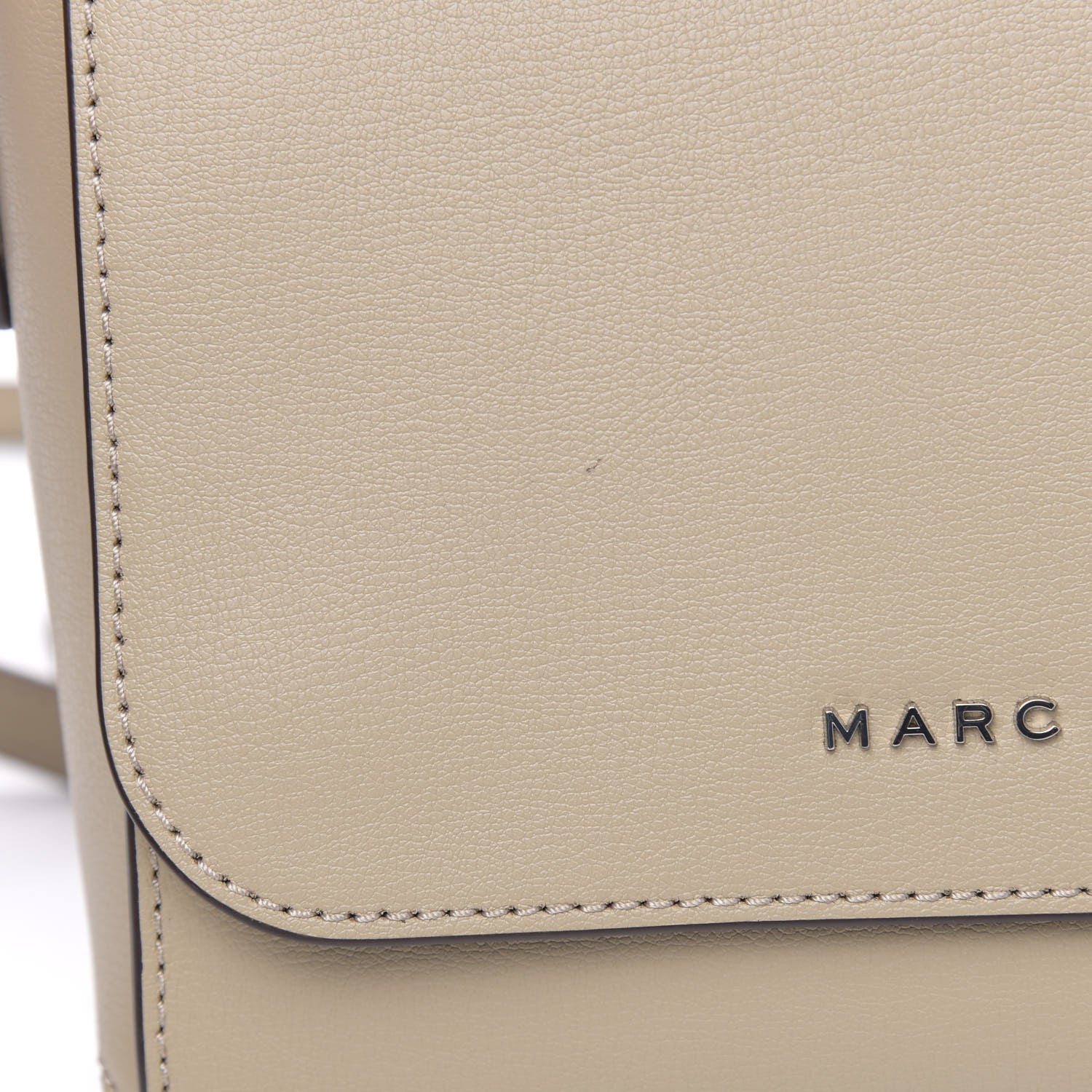 Marc Jacobs Calfskin Medium The Commuter Crossbody Beige 10 of 10