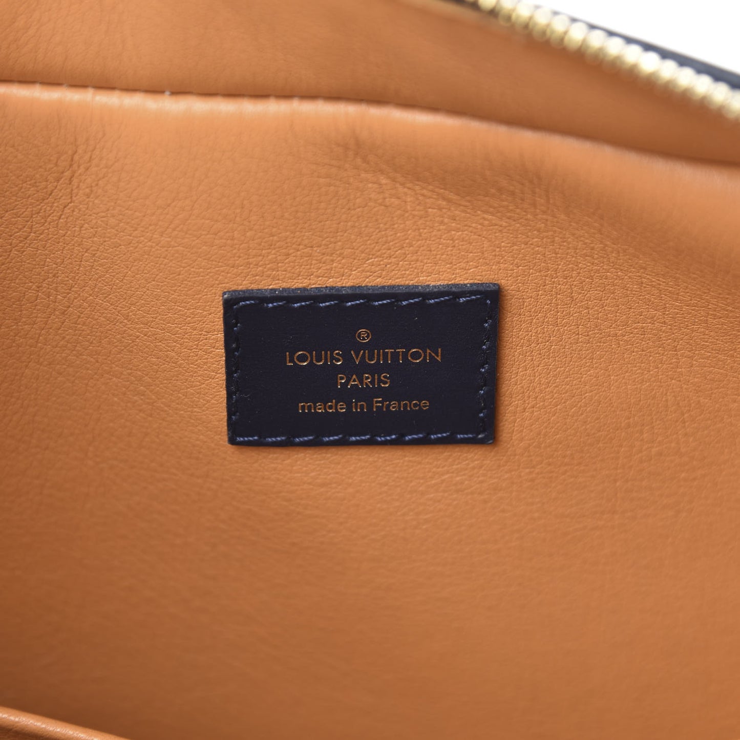 Box Calfskin Dora MM Tote Bleuet