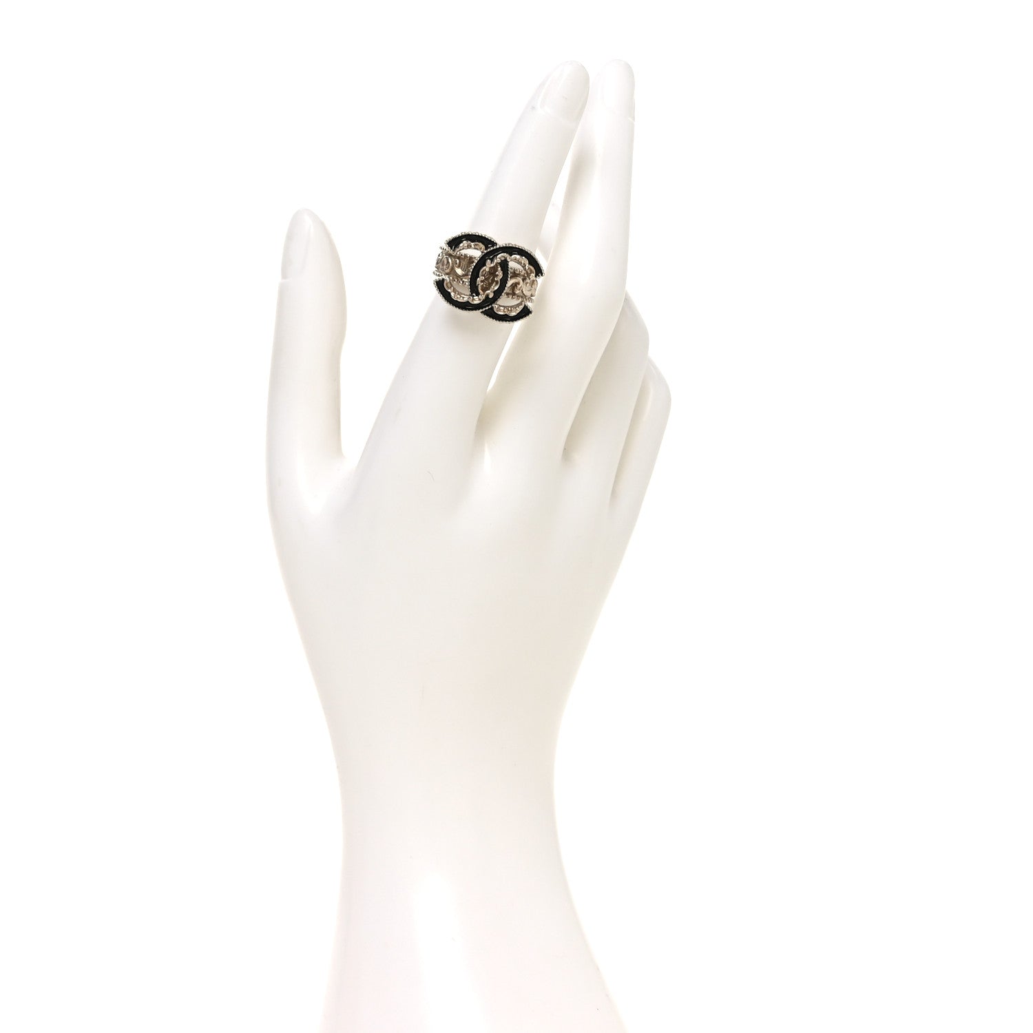 Chanel Enamel CC Baroque Ring 52 6 Black Gold 1815697 – FASHIONPHILE
