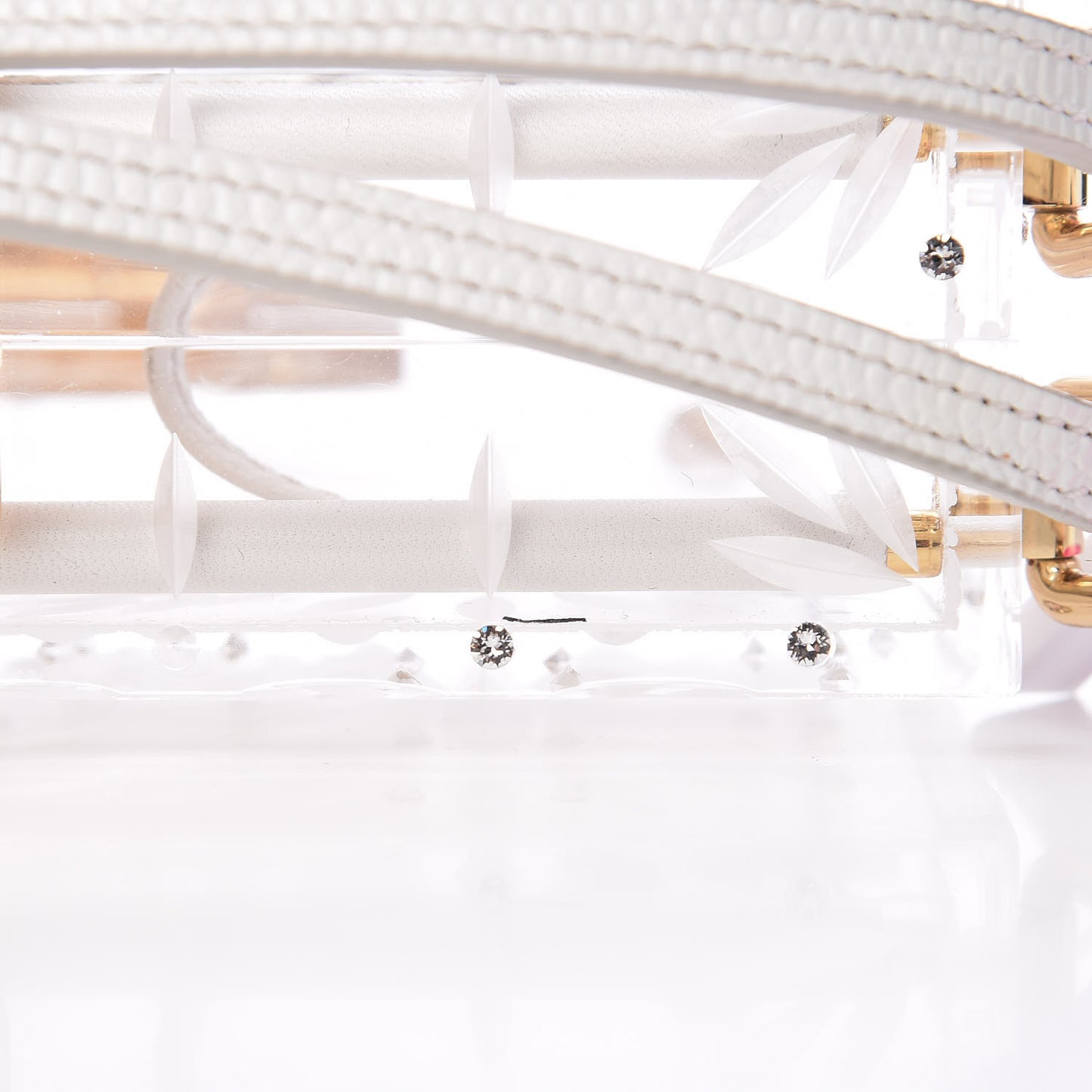Plexiglass Bohemia Box Bag White