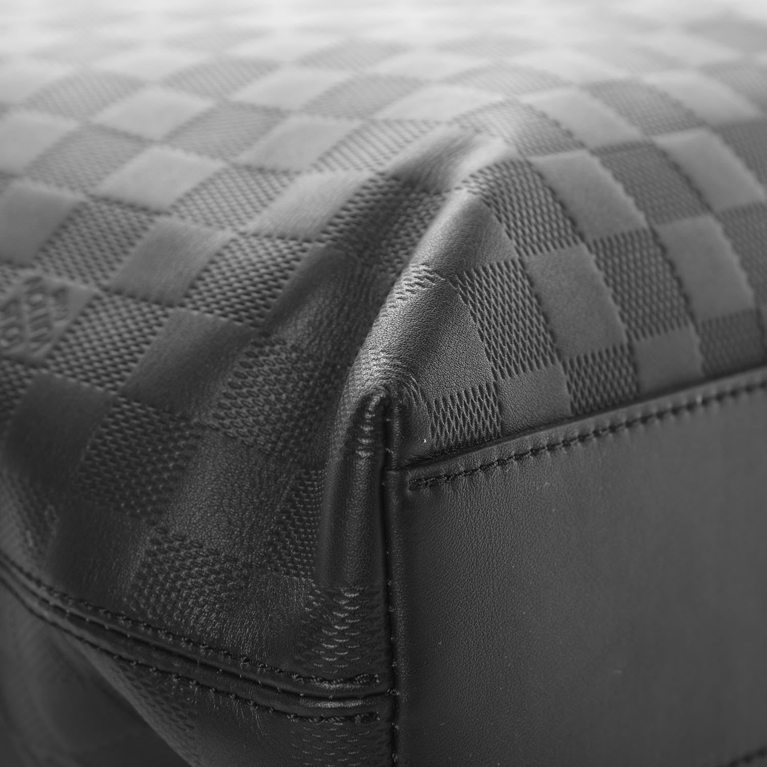 Louis Vuitton Damier Infini Daily Tote Onyx 11 of 13