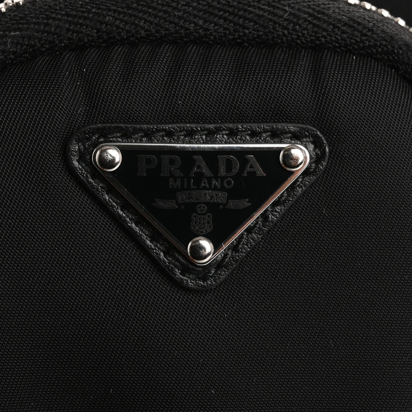 Spazzolato Rois Re-Nylon Metal Triangle Logo Monolith Pouch Pocket 55mm Boots 37 Black