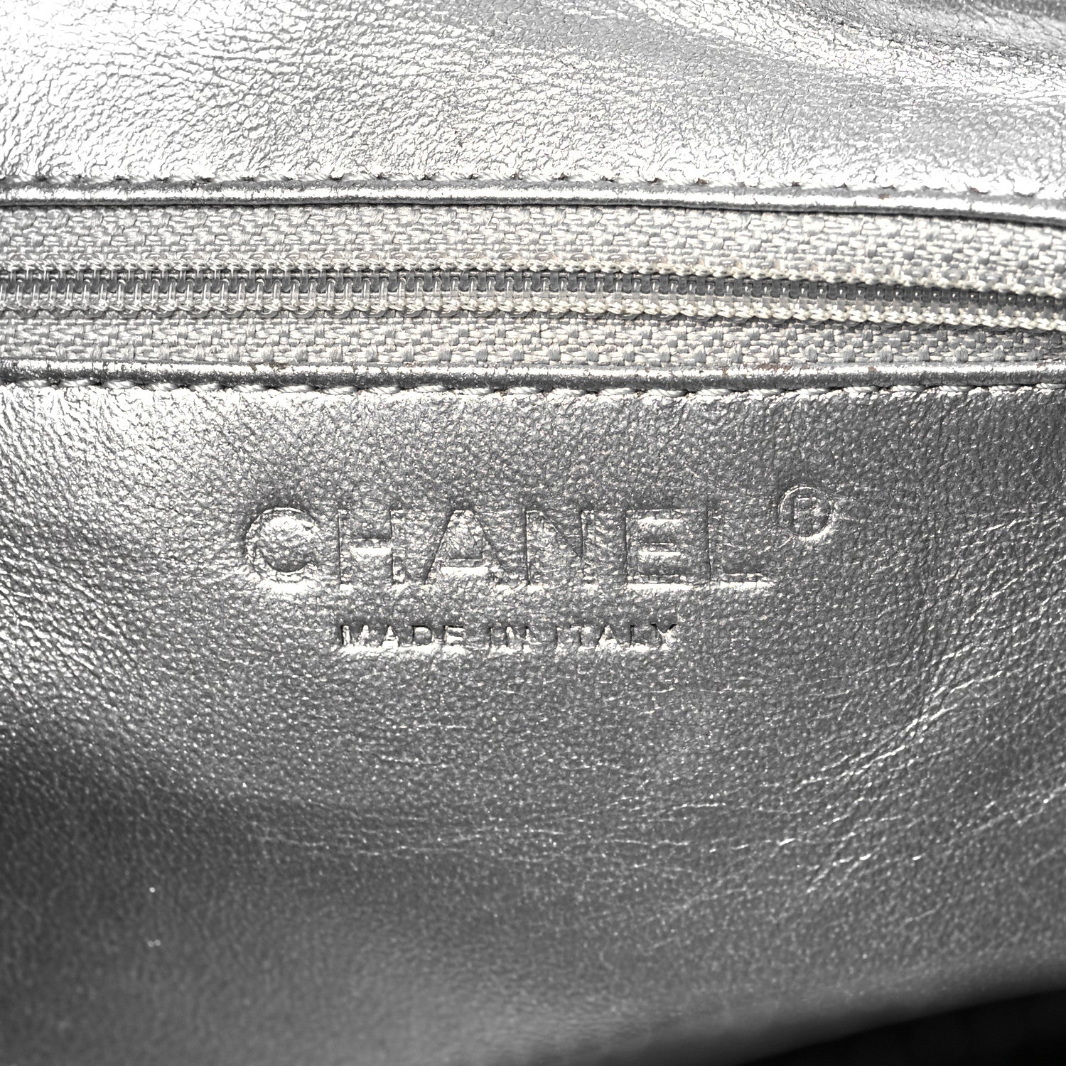 Chanel Patent Calfskin Small Luxe Ligne Tote Black 6 of 12