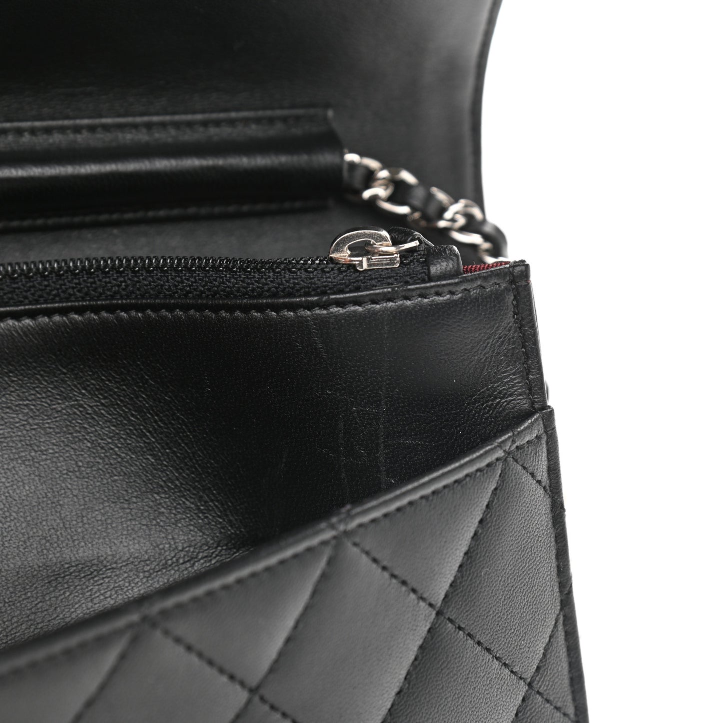 Lambskin Quilted Wallet On Chain WOC Black