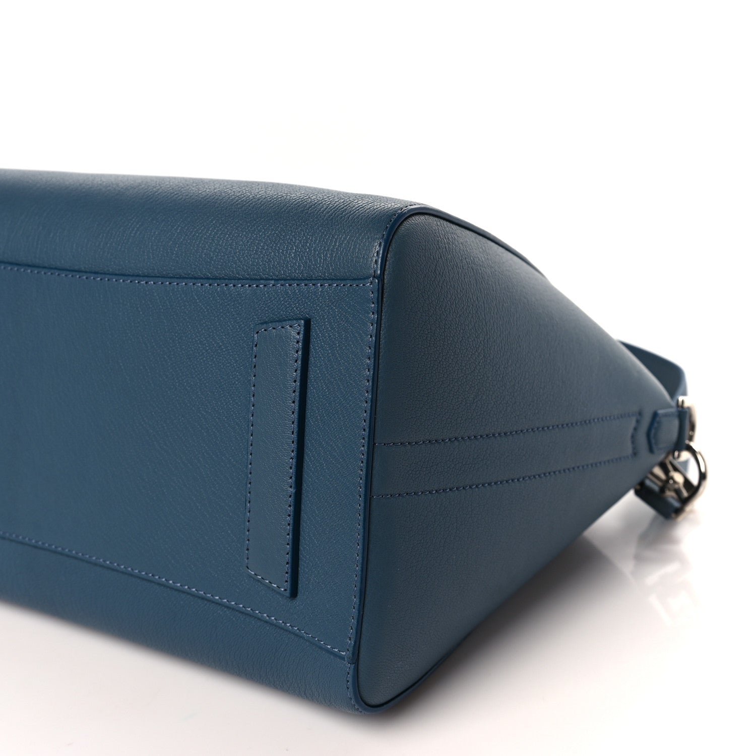 Givenchy Sugar Goatskin Medium Antigona Mineral Blue 9 of 9