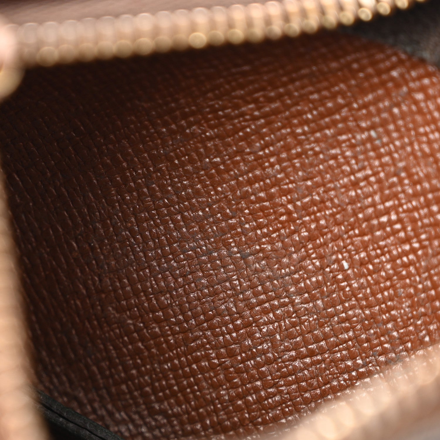 Louis Vuitton Monogram Key Pouch 8 of 9