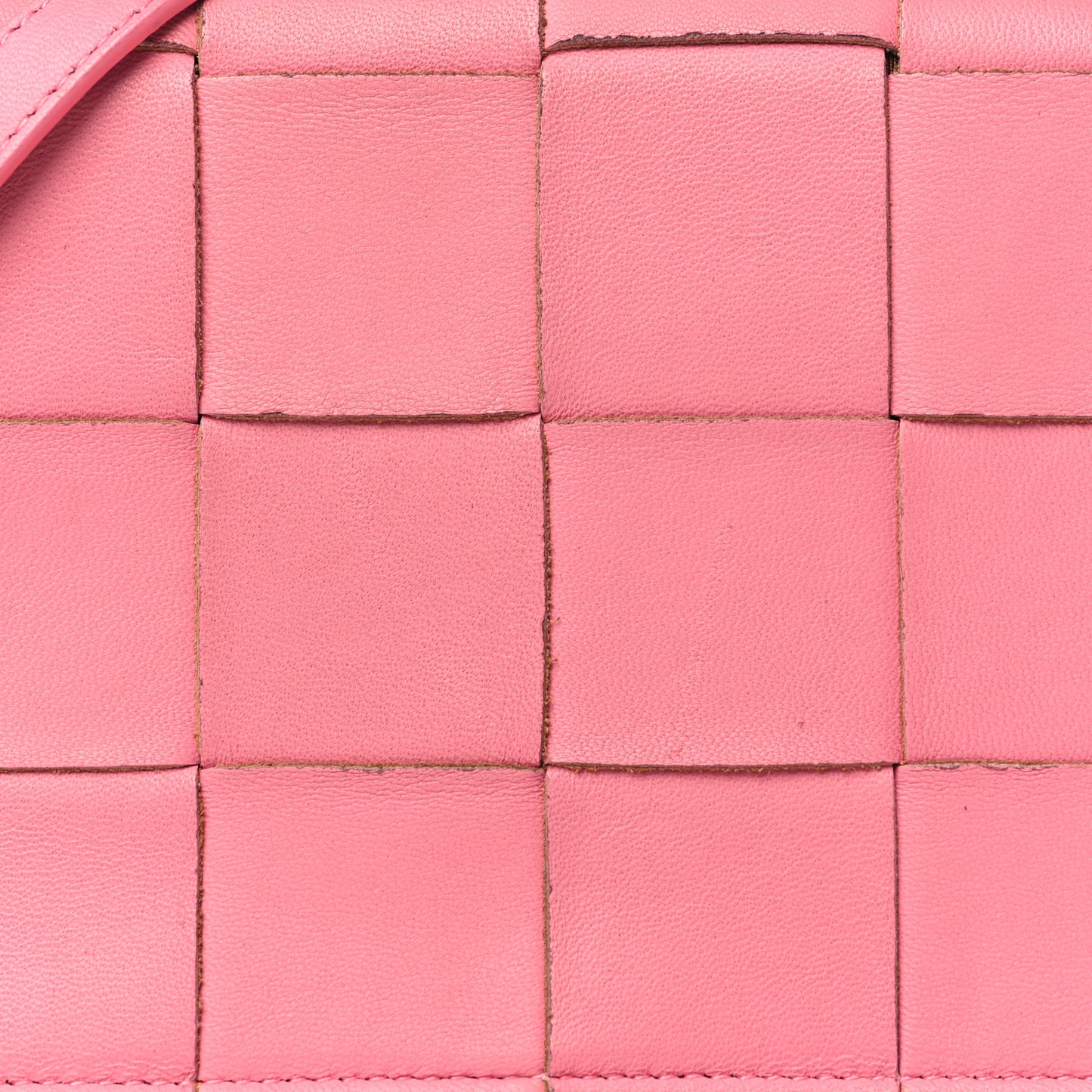 Lambskin Maxi Intrecciato Mini Cassette Crossbody Bag Pink