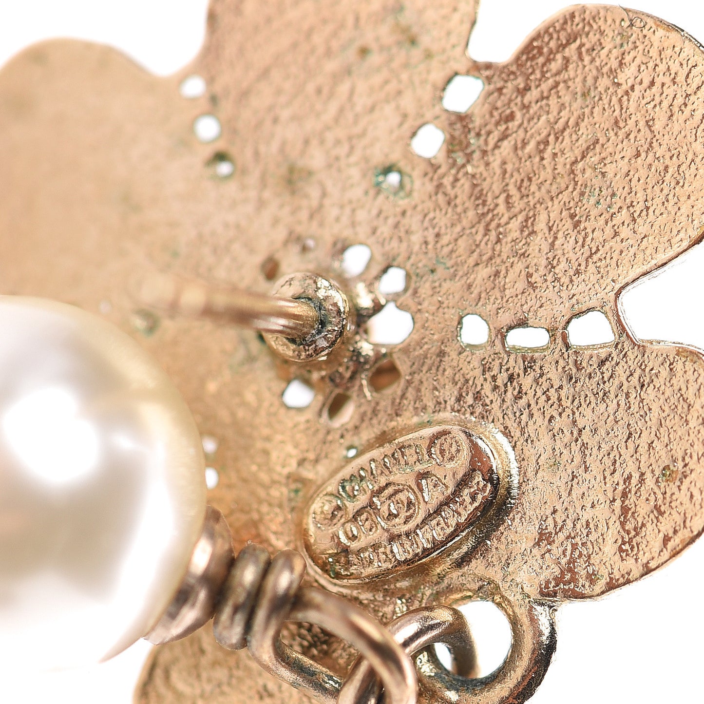 Pearl CC Flower Drop Earrings Gold