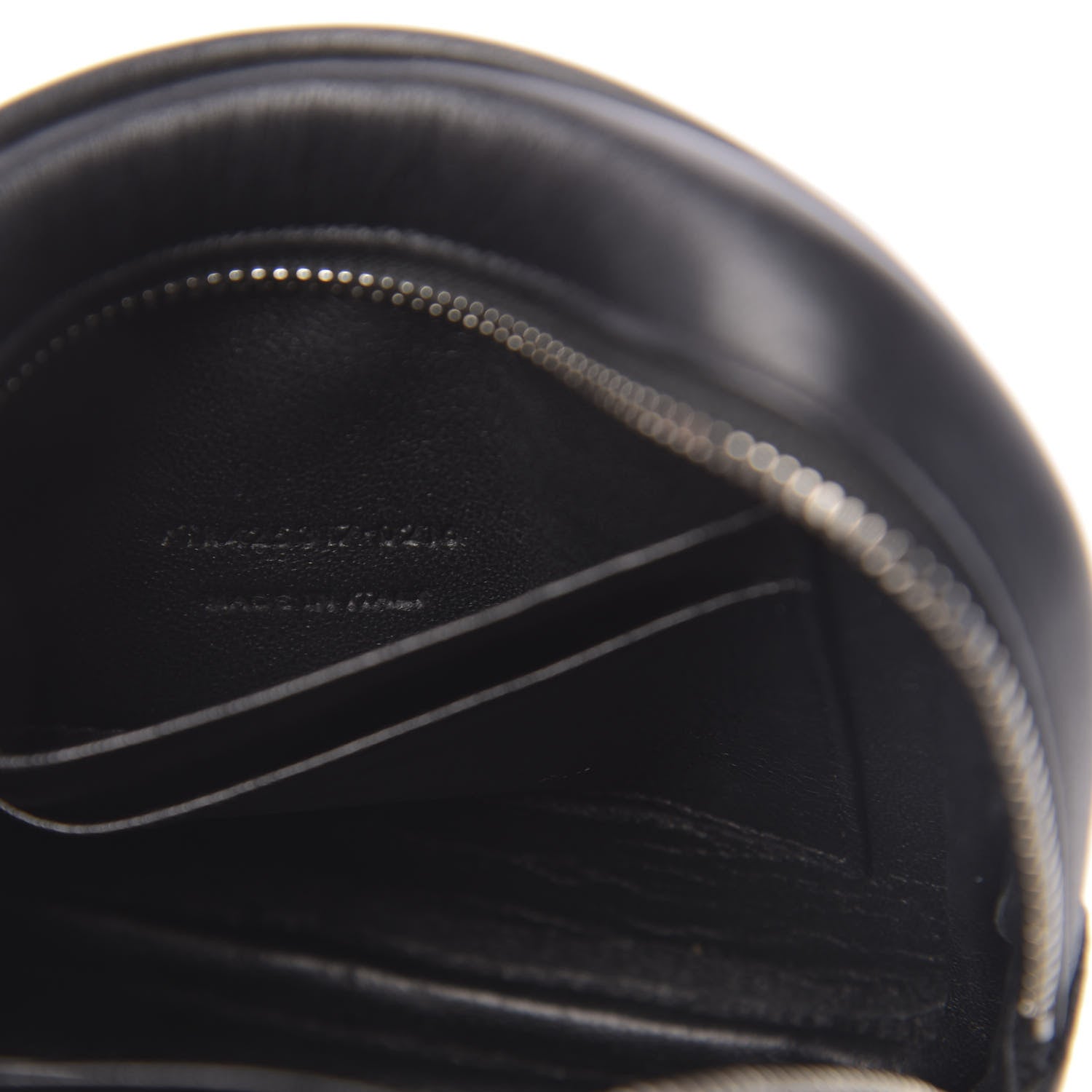 Saint Laurent Nappa Monogram Blogger Bag Black 7 of 12