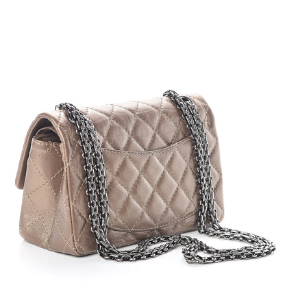 Chanel Metallic Calfskin Quilted 2.55 Reissue 224 Flap Gold 4 of 10