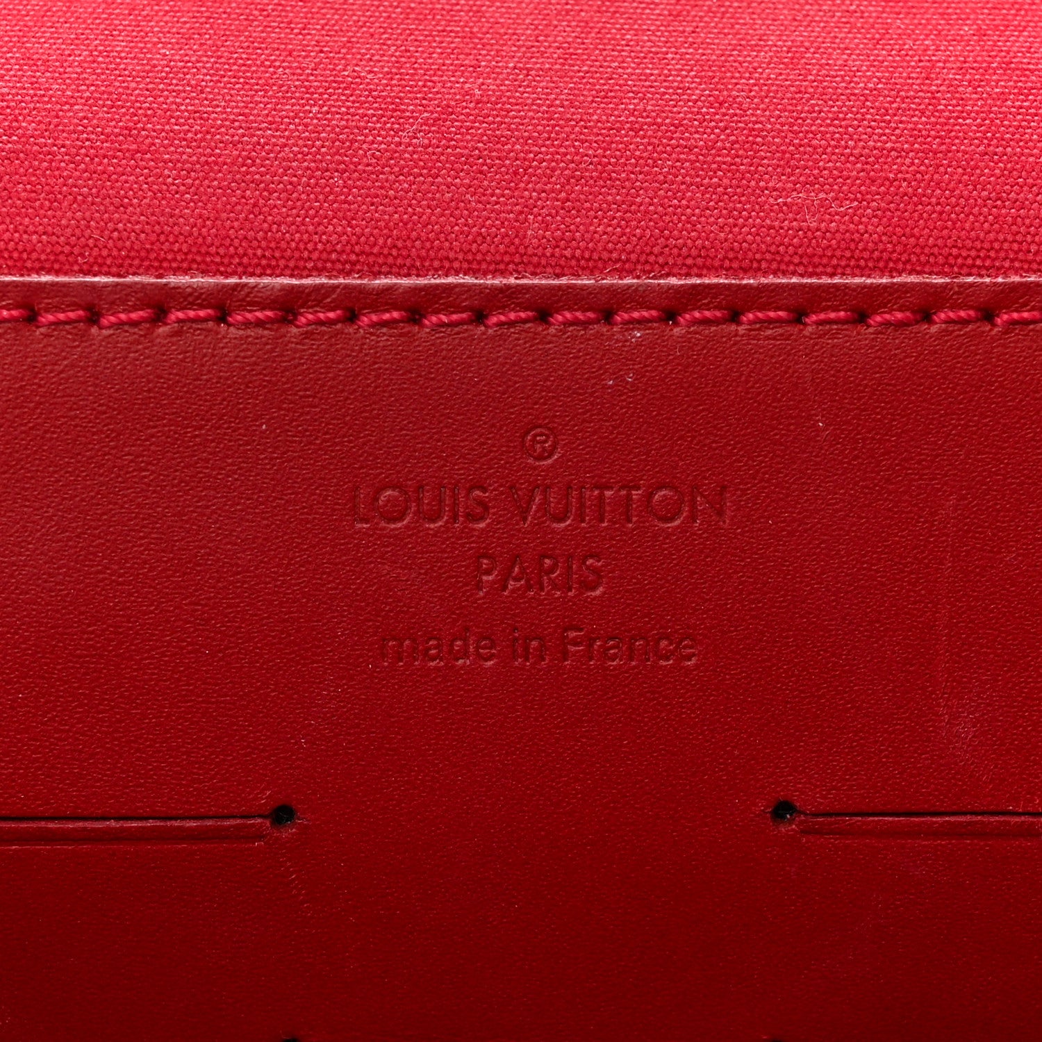 Louis Vuitton Vernis Monogram Ana Pomme D'Amour Clutch 7 of 17