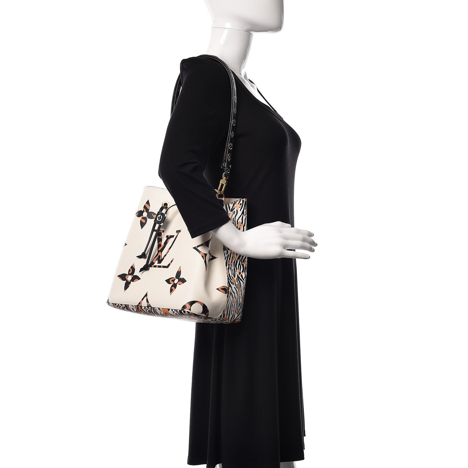 Louis Vuitton Monogram Giant Jungle NéoNoé Ivory 2 of 10