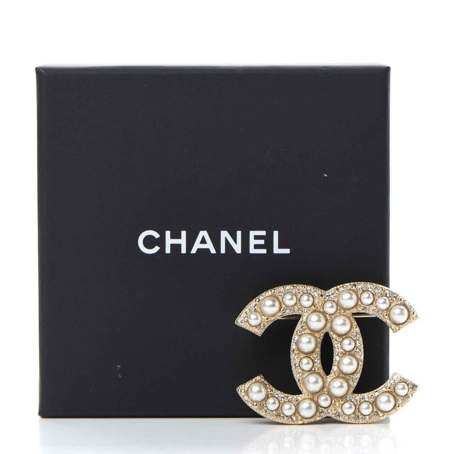 Pearl Crystal CC Brooch Gold