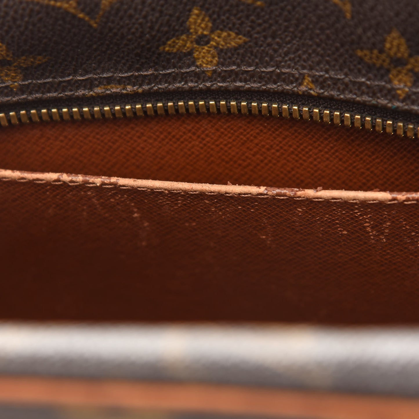 Monogram Cite MM