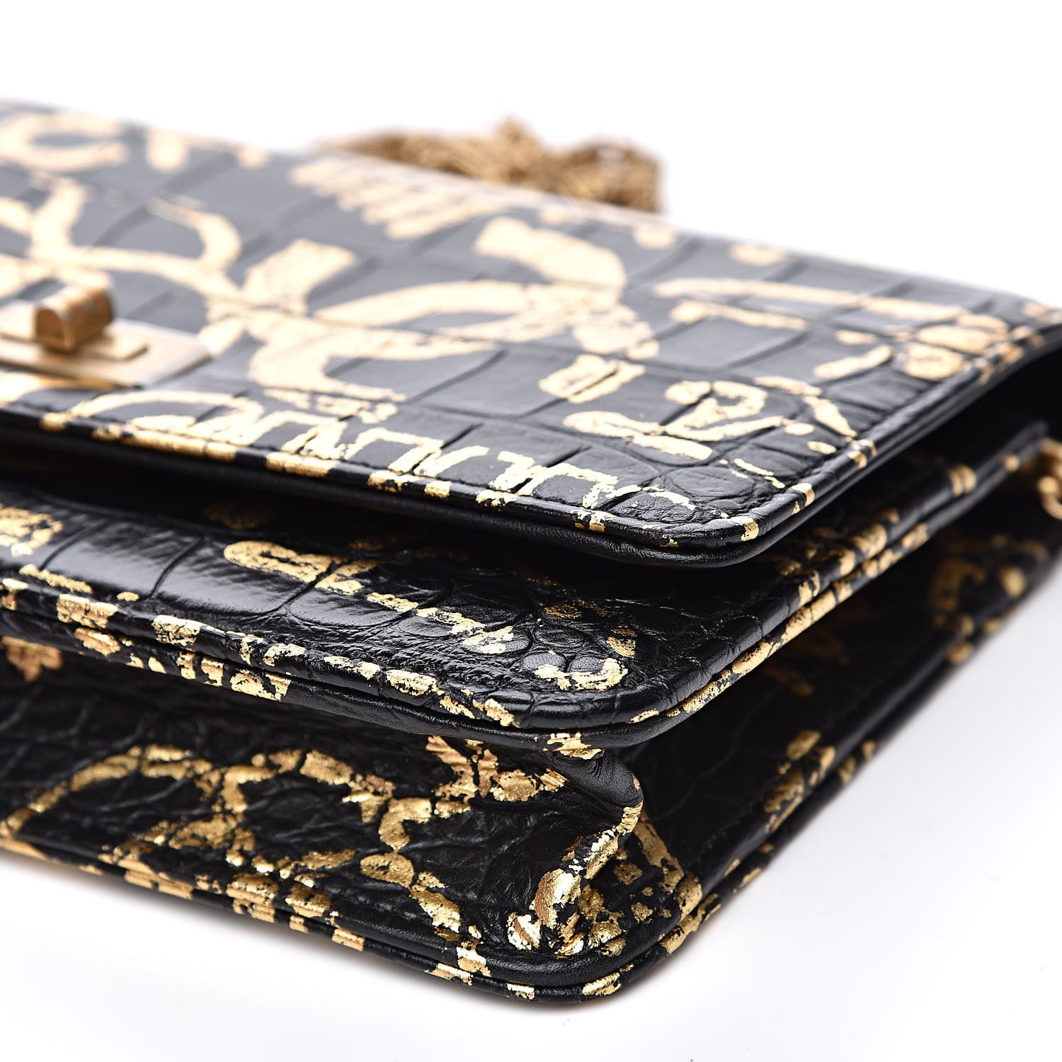 Chanel Calfskin Crocodile Embossed Graffiti 2.55 Crocodile Reissue Wallet On Chain WOC Black Gold 10 of 12