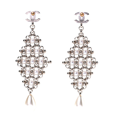 Chanel Pearl Monte-Carlo Nights Drop Earrings Gold 2 of 4