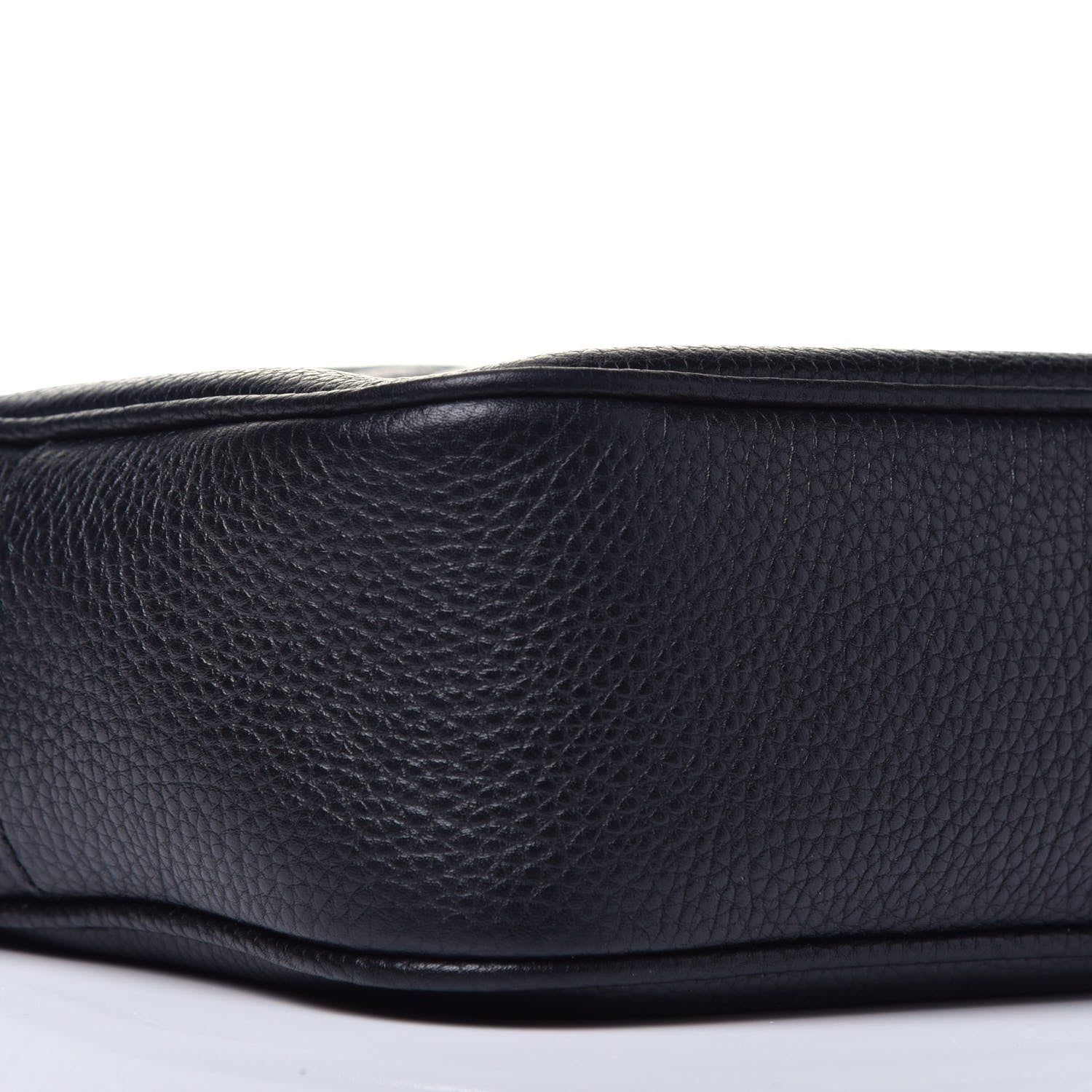 Gucci Pebbled Calfskin Small Soho Disco Bag Black 8 of 9