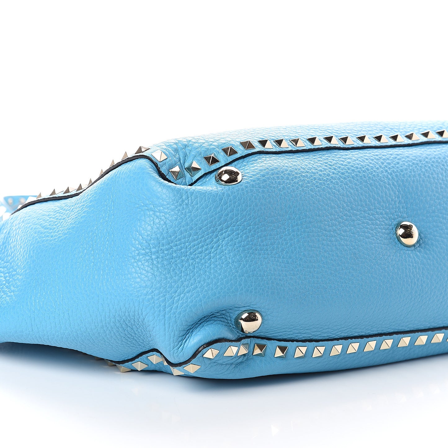 Pebbled Calfskin Medium Rockstud Tote Parrot