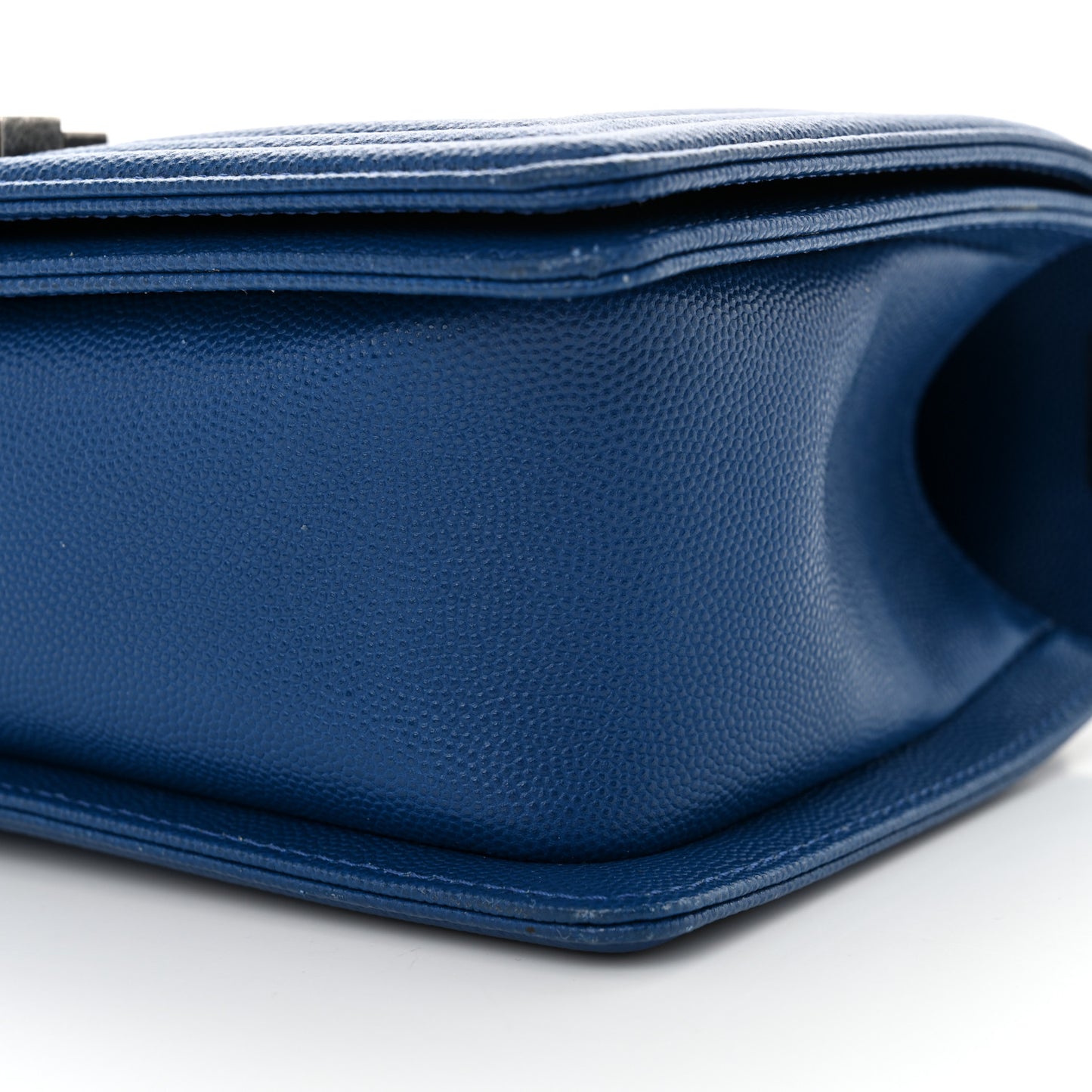 Caviar Quilted Medium Boy Flap Blue