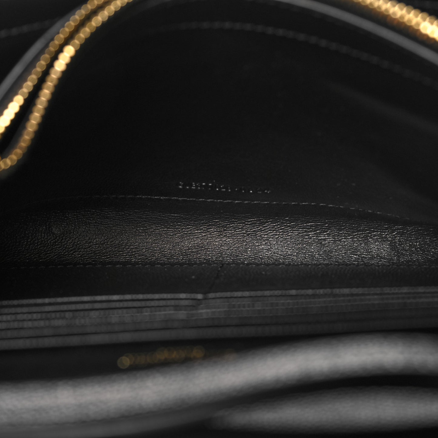 Grain De Poudre Matelasse Chevron Monogram Chain Wallet Black