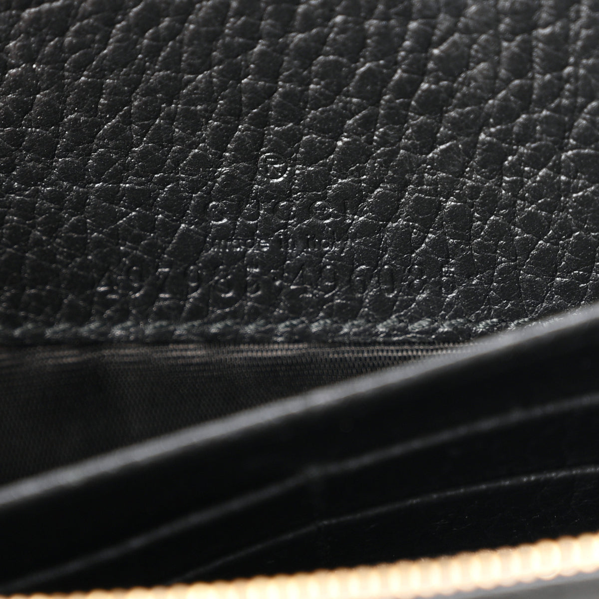 Calfskin Mini GG Marmont Chain Wallet Black
