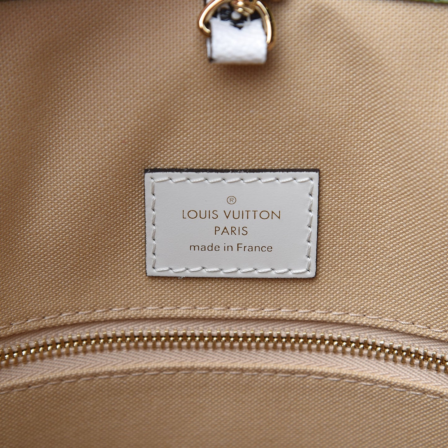 Monogram Giant Onthego GM Kaki Beige