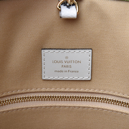 Louis Vuitton Monogram Giant Onthego GM Kaki Beige 6 of 9
