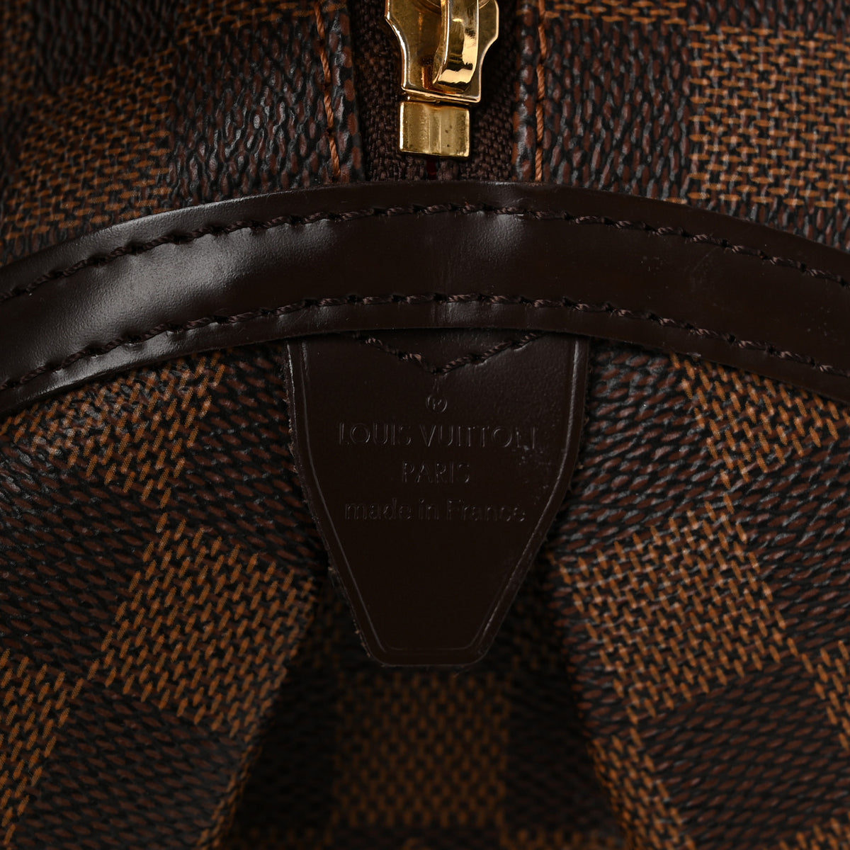 Damier Ebene Rivington GM