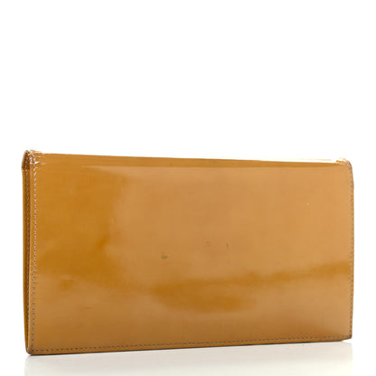 Chanel Patent CC Yen Wallet Beige 2 of 4