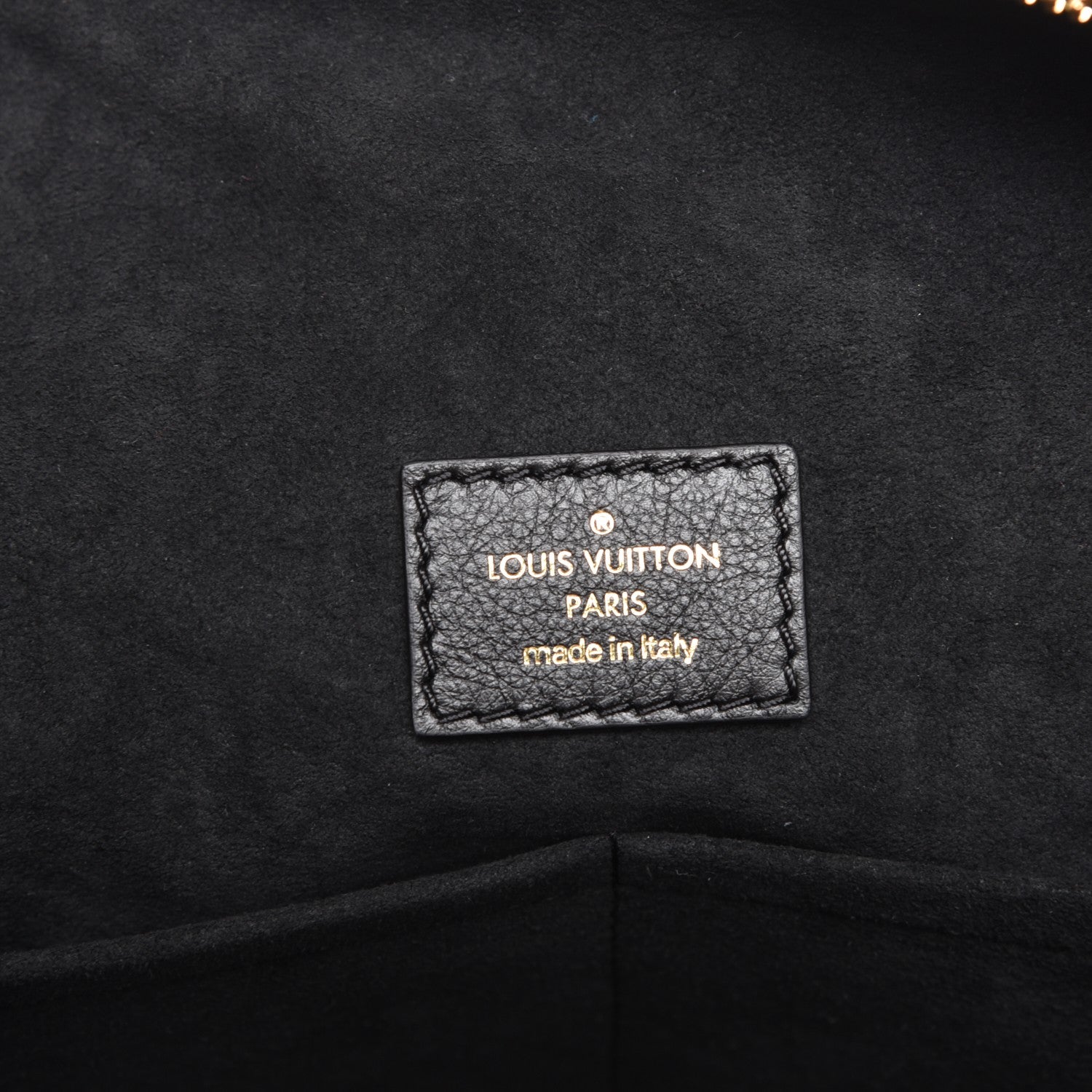 Louis Vuitton Reverse Monogram Triangle Softy 6 of 7