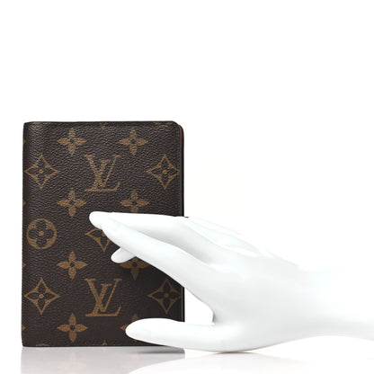 Louis Vuitton Monogram Small Ring Agenda 2 of 7