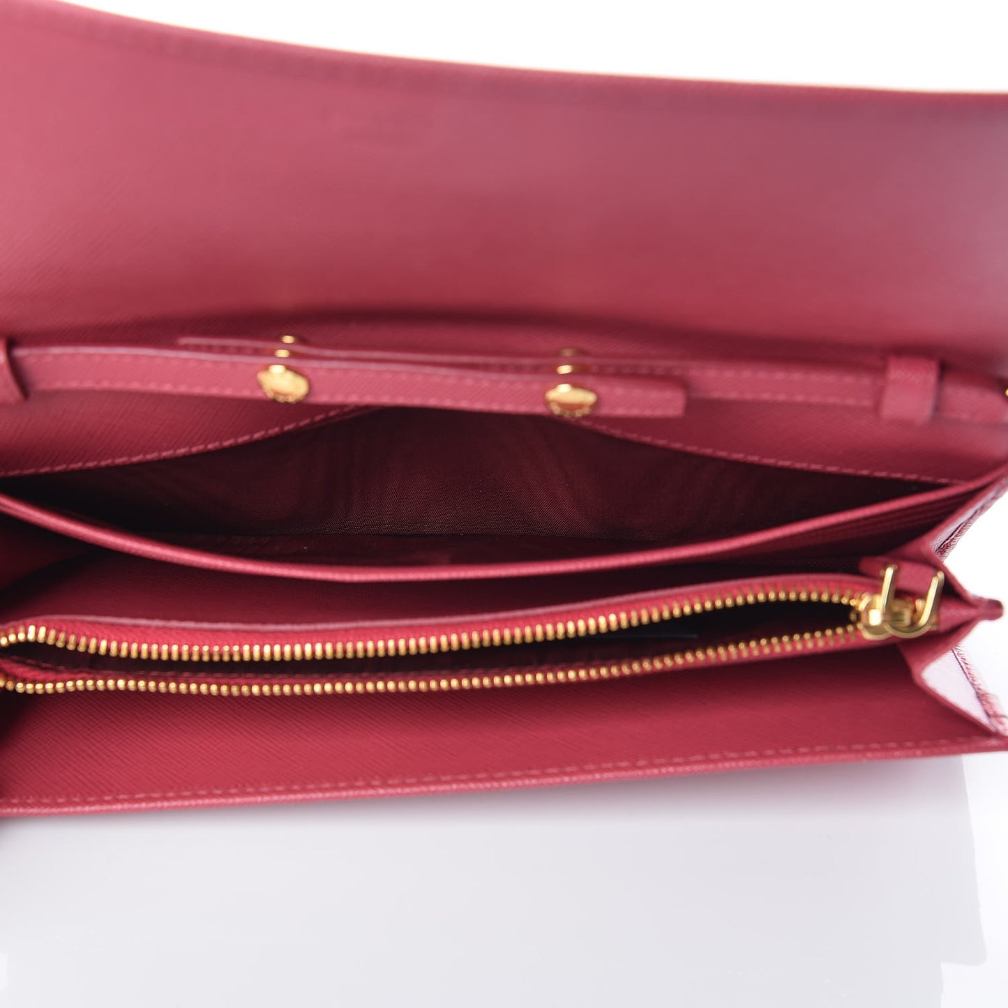 Saffiano Metal Oro Chain Wallet Peonia